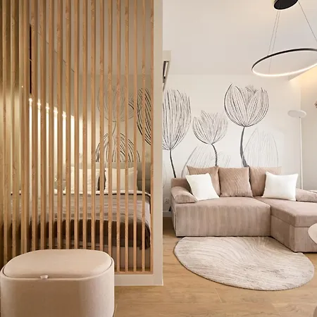 Urban - Great Location - Center - Gieldowa 4a ワルシャワ